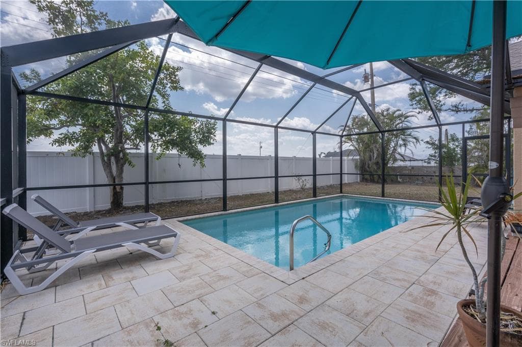 926 NE 17th ST CAPE CORAL, FL 33909