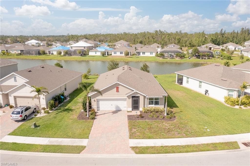 2627 Manzilla LN CAPE CORAL, FL 33909