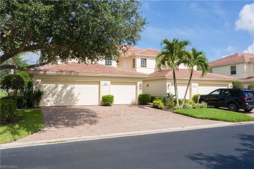 3111 Meandering WAY 101 FORT MYERS, FL 33905
