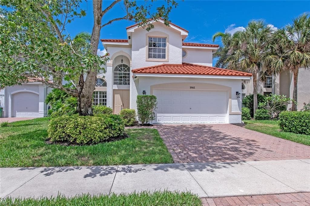 1901 Isla De Palma CIR NAPLES, FL 34119