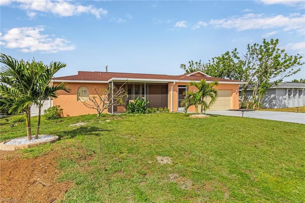 215 SE 46th ST CAPE CORAL, FL 33904