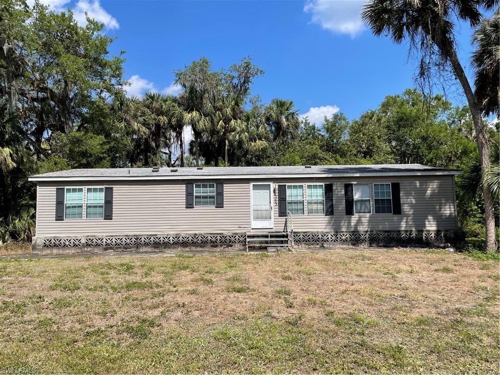 5353 Lake LN IMMOKALEE, FL 34142