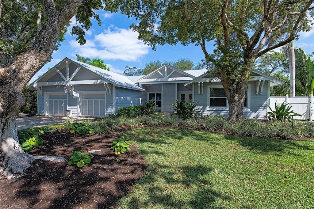 2510 13th ST N NAPLES, FL 34103