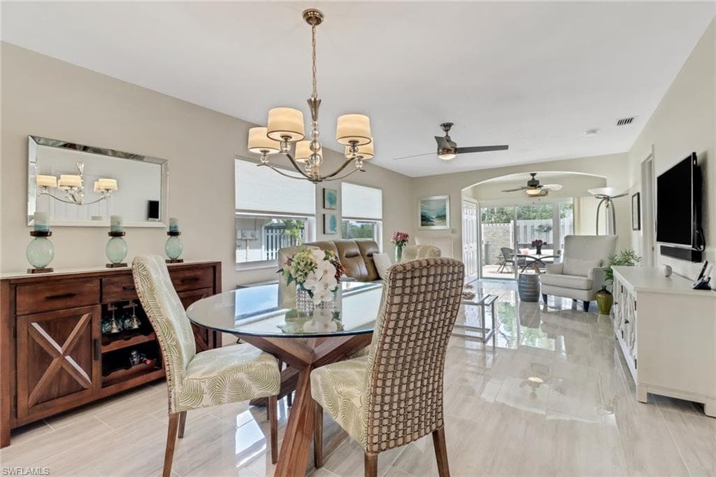 27601 Arroyal RD 124 BONITA SPRINGS, FL 34135