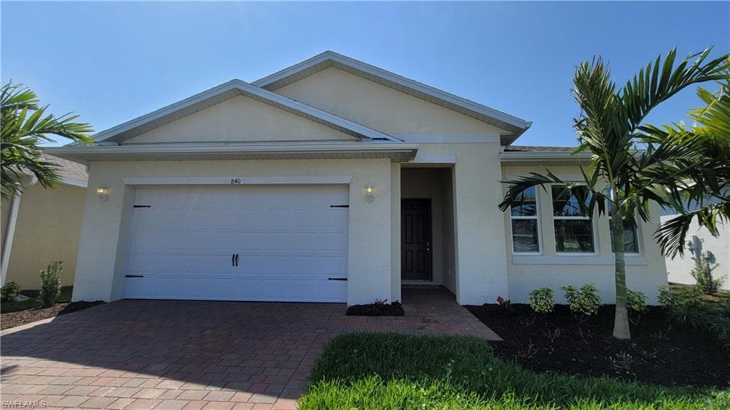 840 Heather Lake AVE CAPE CORAL, FL 33993