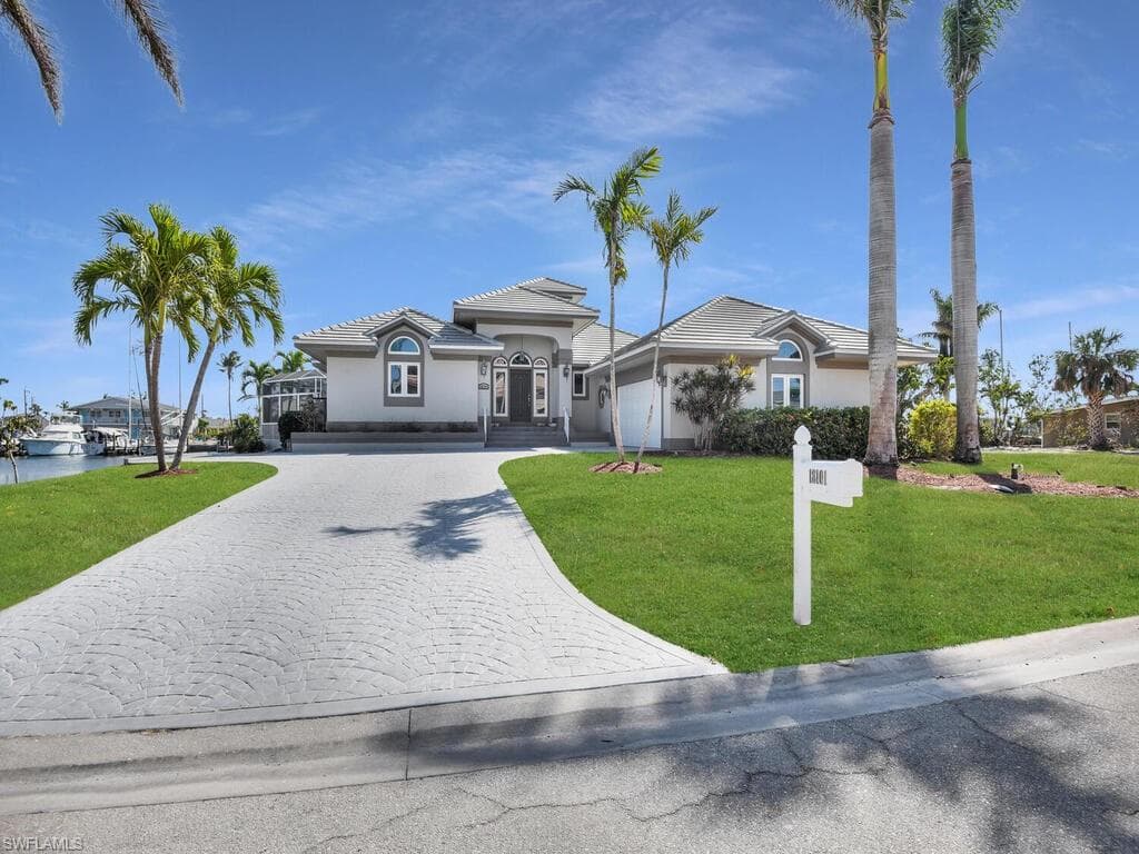 18101 Cutlass DR FORT MYERS BEACH, FL 33931