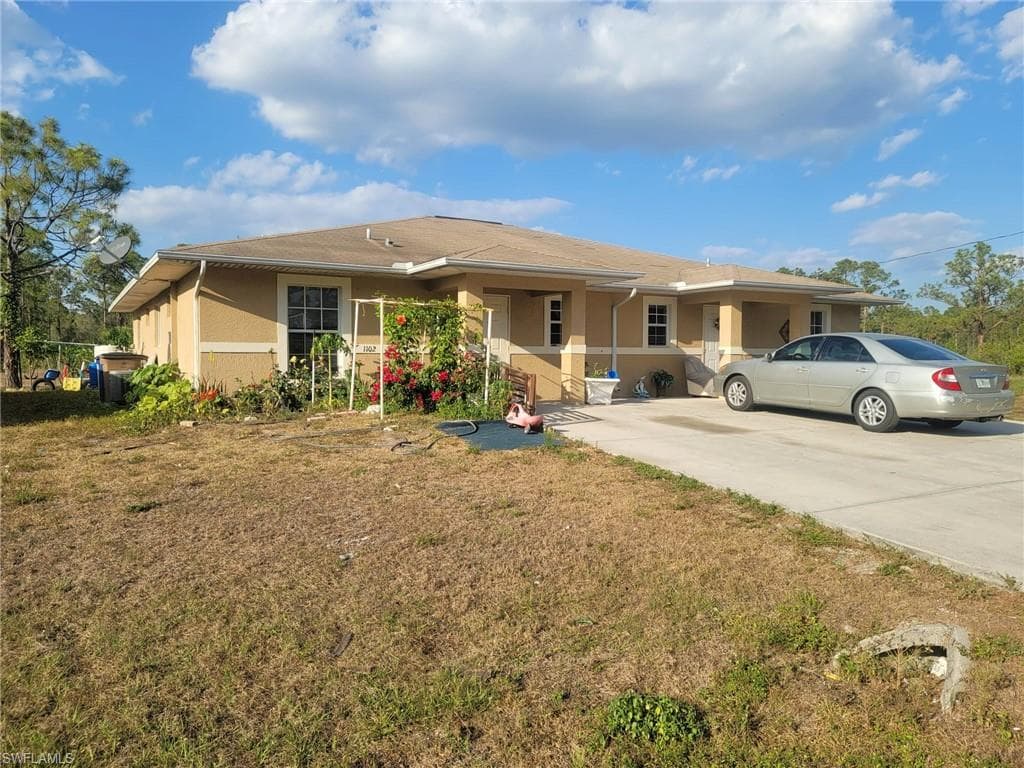 1100/1102 W 12th ST LEHIGH ACRES, FL 33972