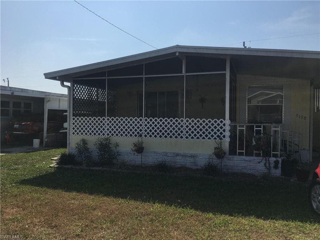3130 Saturn CIR NORTH FORT MYERS, FL 33903