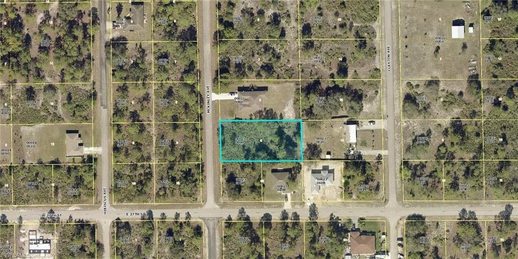 1702 McKinley AVE LEHIGH ACRES, FL 33972