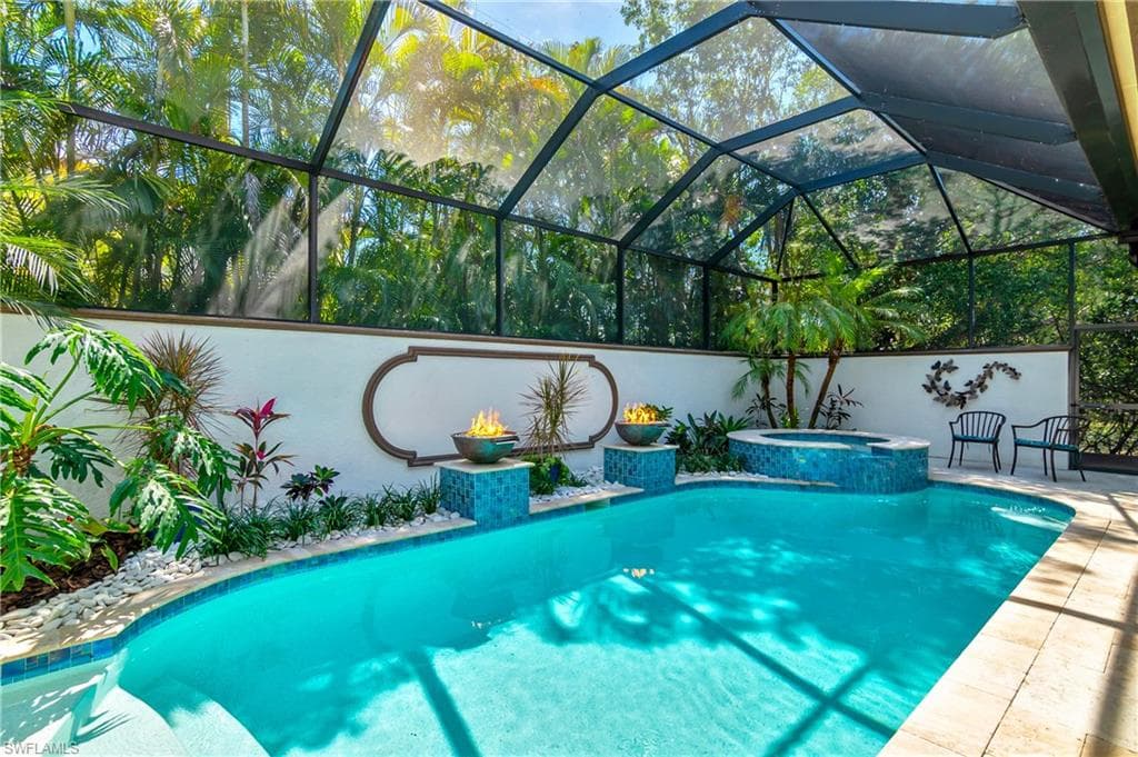 790 Broad CT N NAPLES, FL 34102