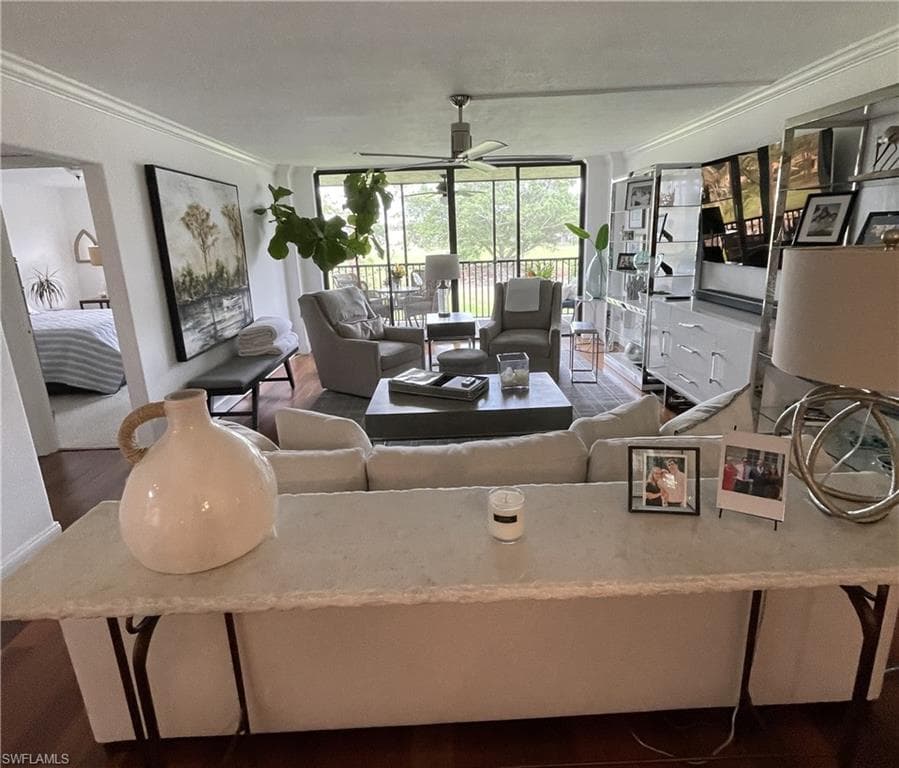 415 Augusta BLVD 212 NAPLES, FL 34113