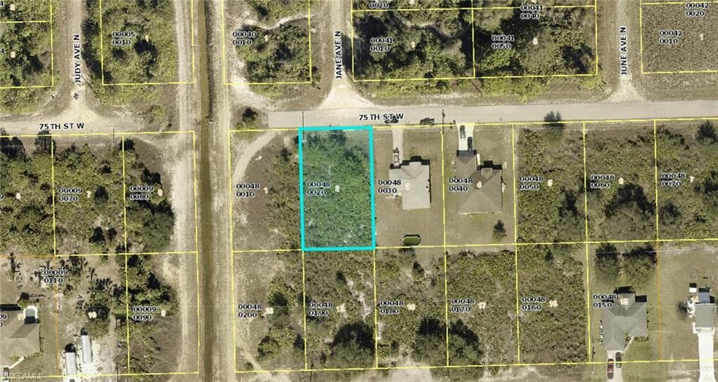 2817 75th ST W LEHIGH ACRES, FL 33971