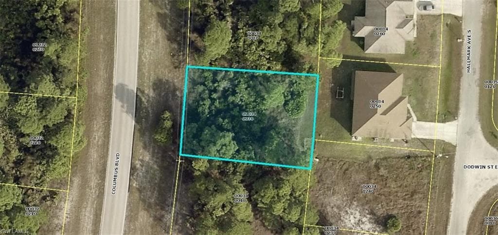1137 Columbus BLVD S LEHIGH ACRES, FL 33974