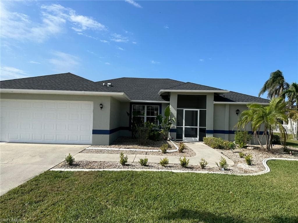 704 SW 32nd CT CAPE CORAL, FL 33991