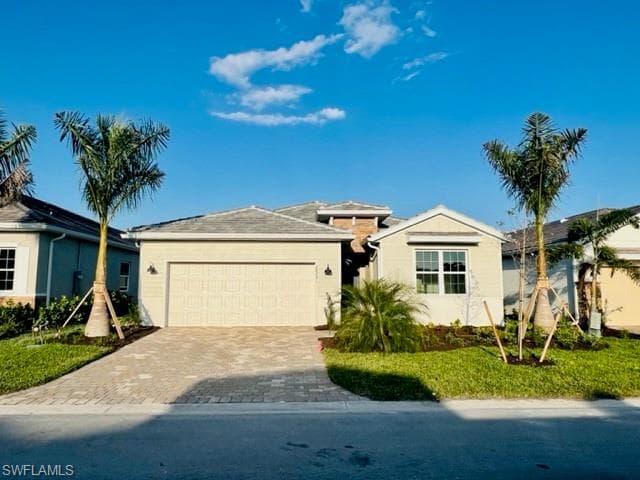 28231 SEASONS TIDE AVE BONITA SPRINGS, FL 34135