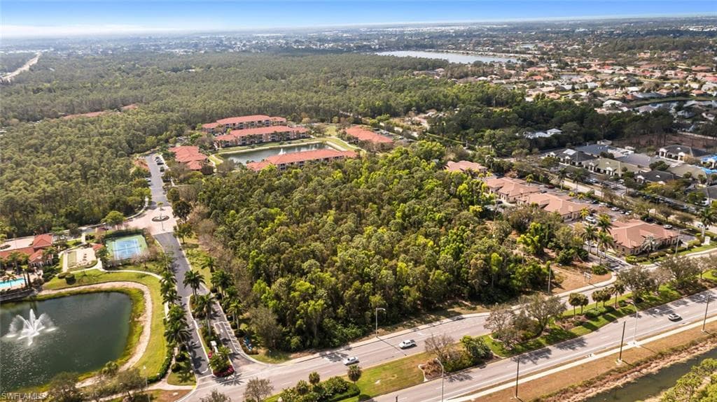 0000 Davis BLVD NAPLES, FL 34112