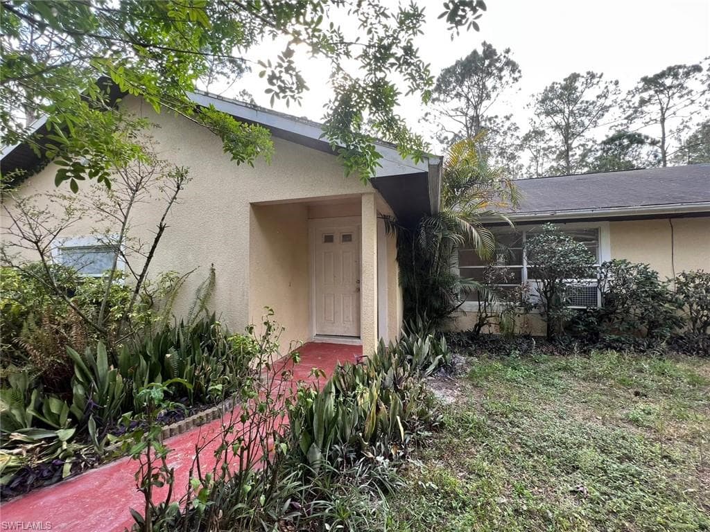 681 20th ST SE NAPLES, FL 34117