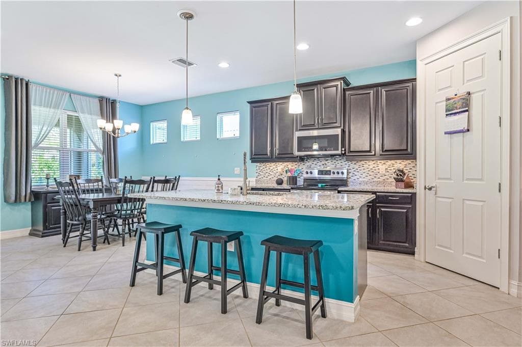 3164 Royal Gardens AVE FORT MYERS, FL 33916
