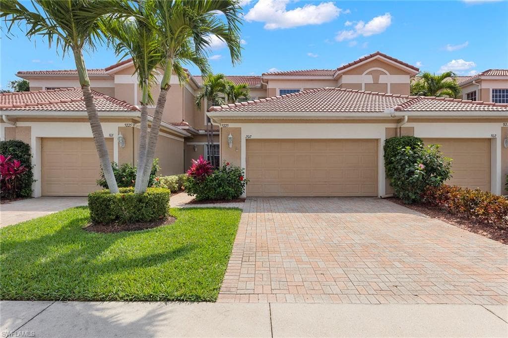 9225 Belleza WAY 202 FORT MYERS, FL 33908