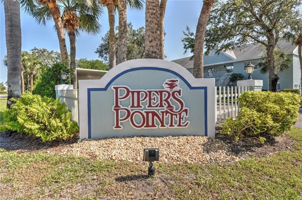 149 Wading Bird CIR I-201 NAPLES, FL 34110