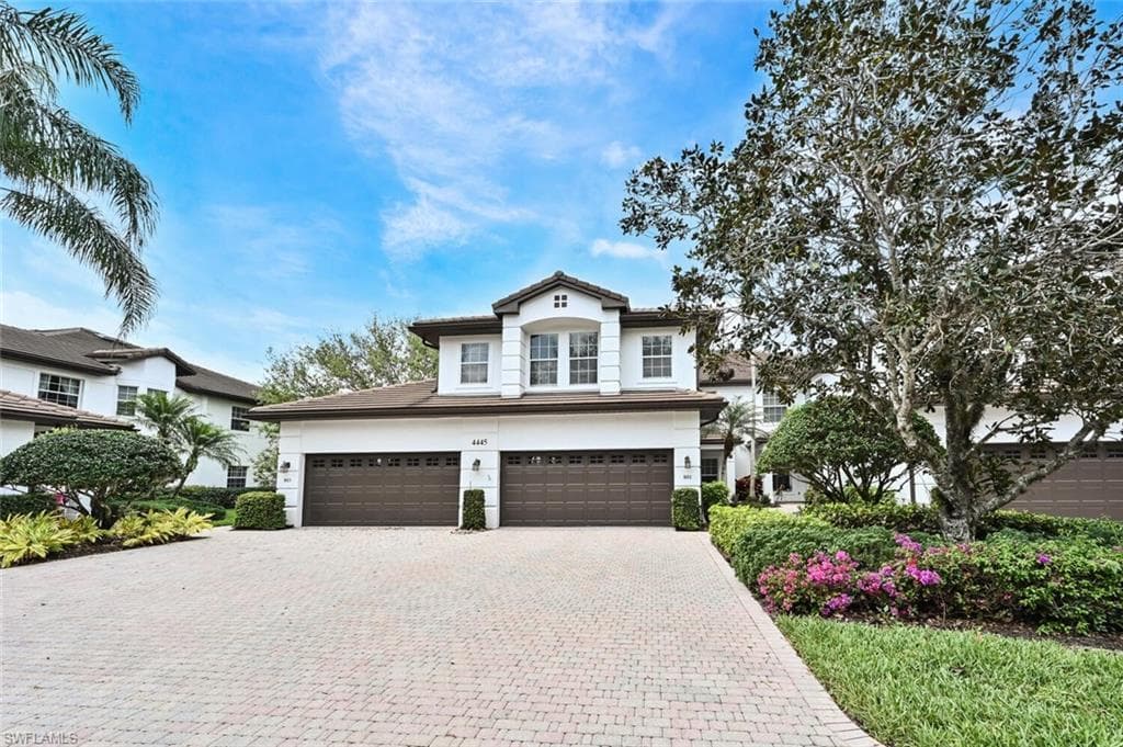 4445 Dover CT 8-801 NAPLES, FL 34105