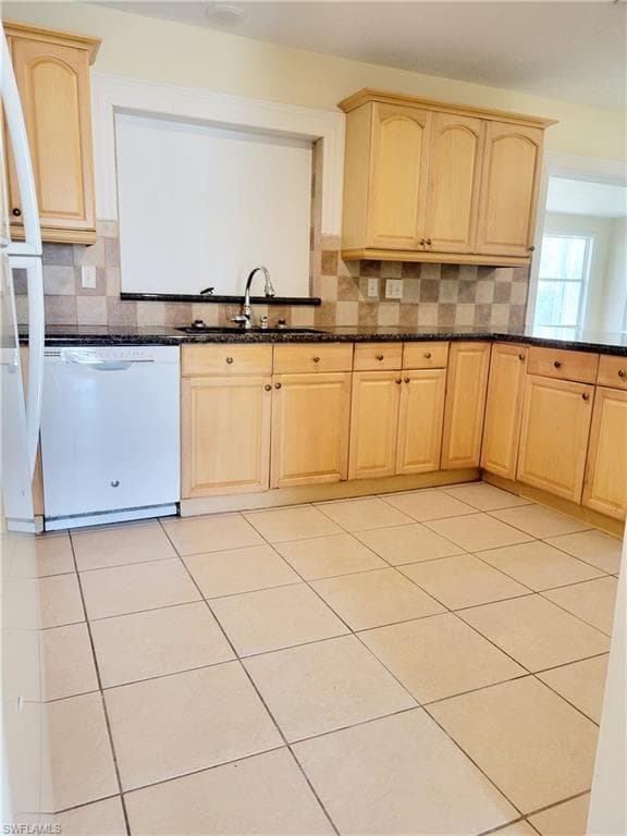 109 SE 46th LN CAPE CORAL, FL 33904