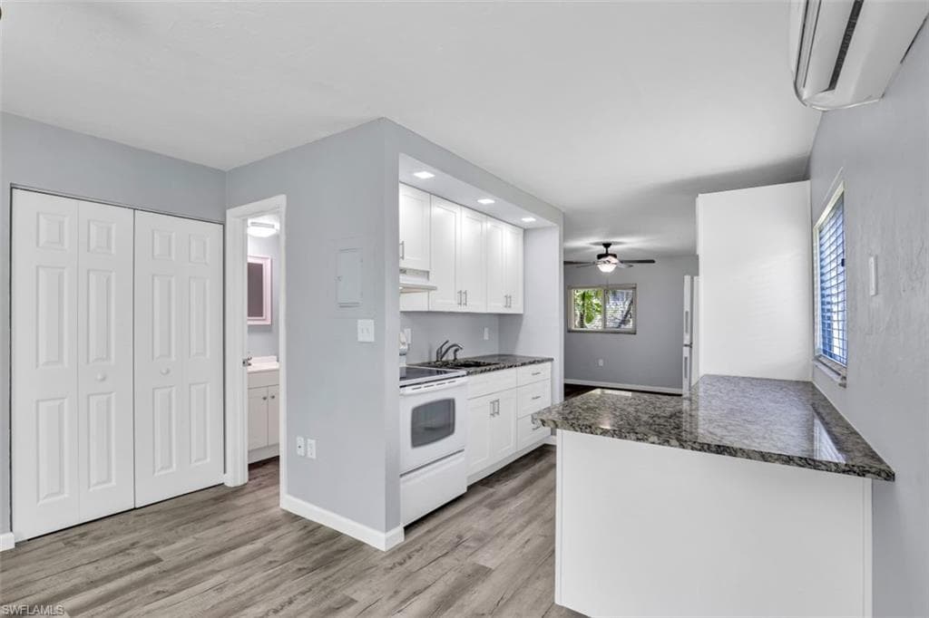8109 Country RD 103 FORT MYERS, FL 33919
