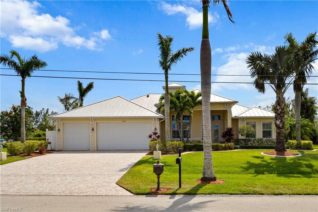 2134 SW 44th TER CAPE CORAL, FL 33914