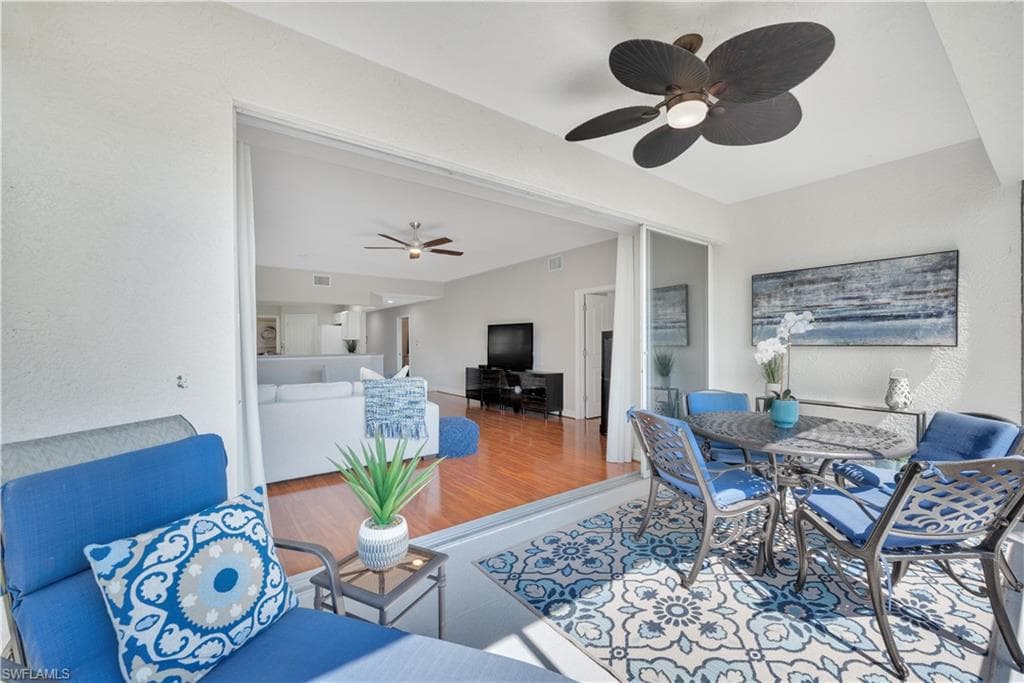 8134 Saratoga DR 2302 NAPLES, FL 34113