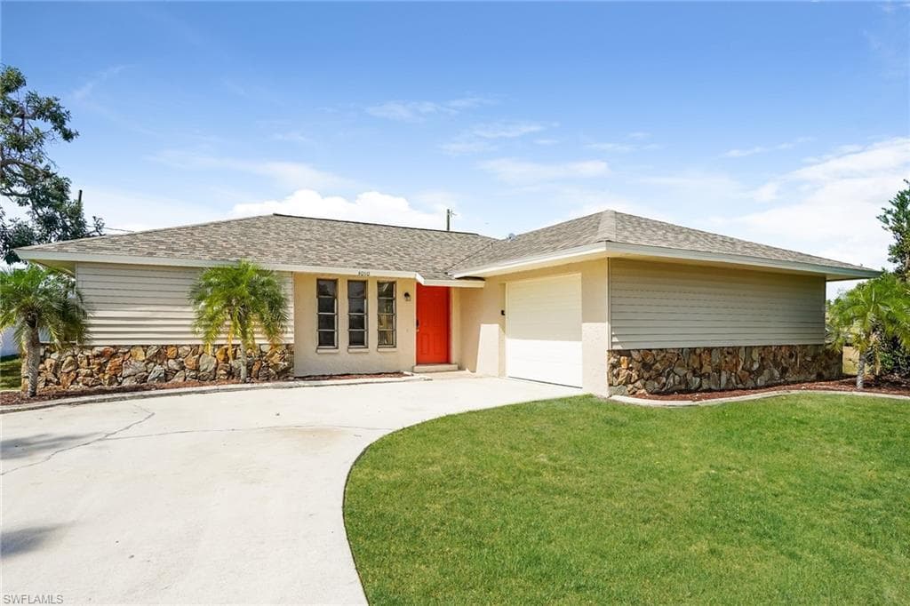 3010 SW Santa Barbara PL CAPE CORAL, FL 33914