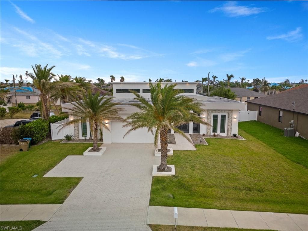 1815 Cape Coral PKWY W CAPE CORAL, FL 33914