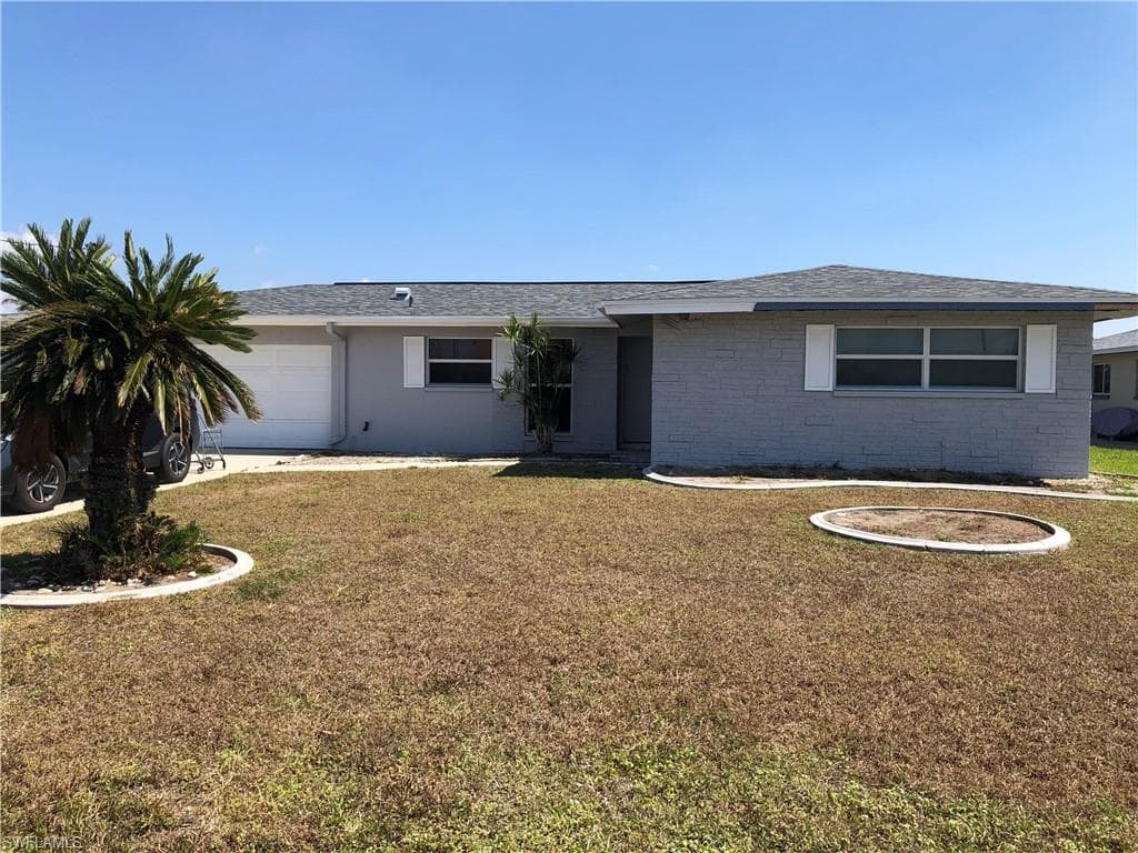 3505 SE 16th PL CAPE CORAL, FL 33904