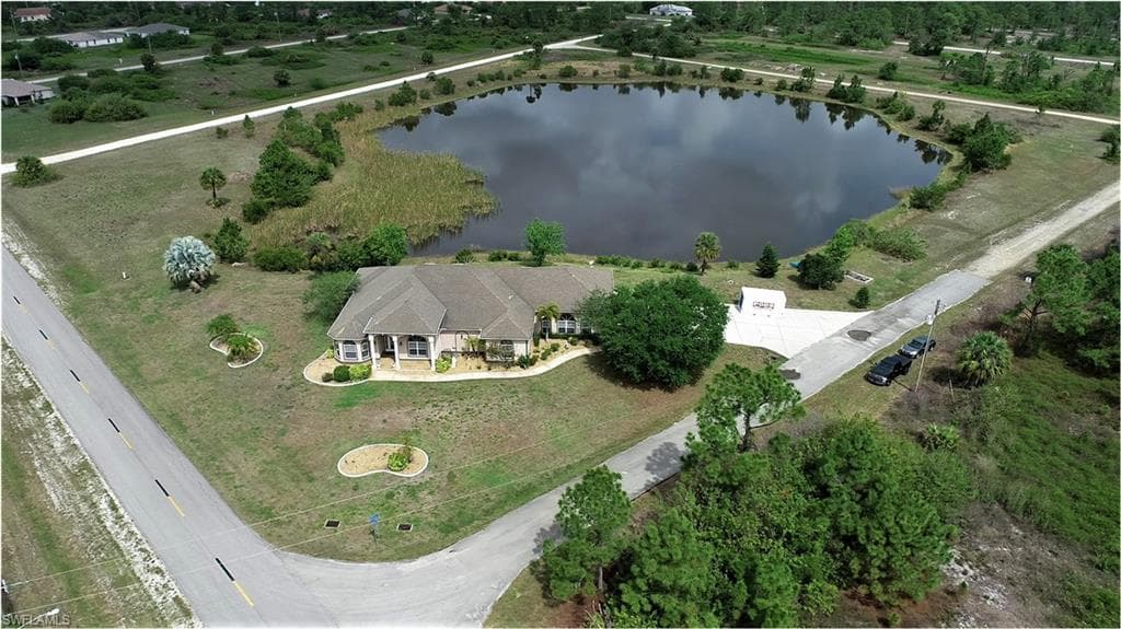 1019 Nimitz BLVD LEHIGH ACRES, FL 33974