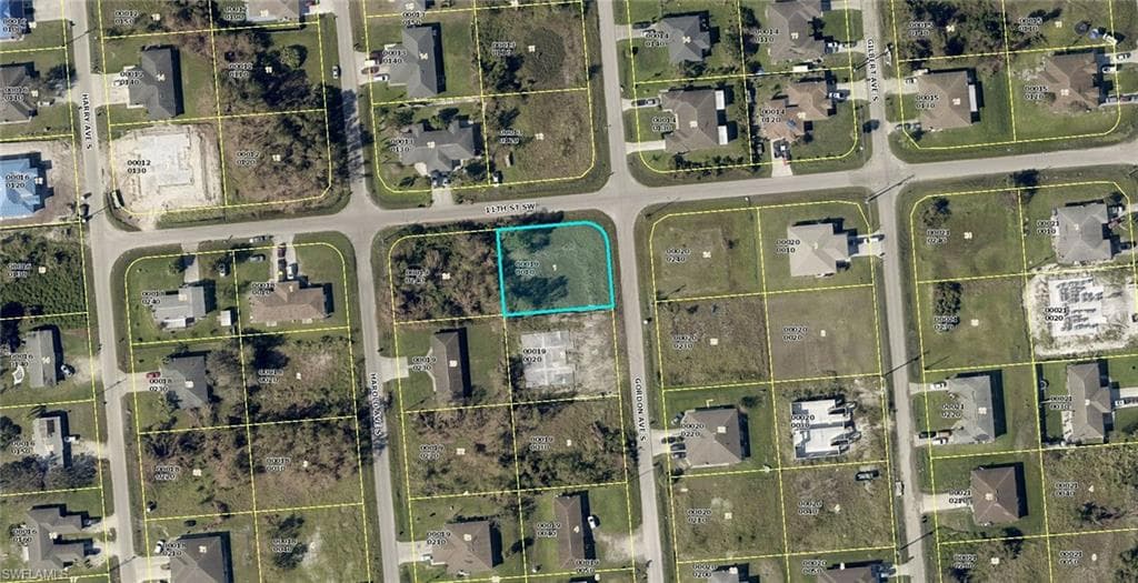 1100-1102 Gordon AVE S LEHIGH ACRES, FL 33973
