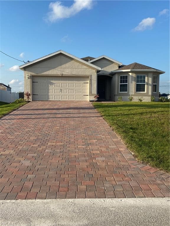 211 NE 20th ST CAPE CORAL, FL 33909