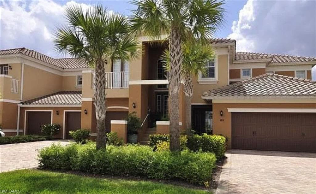 10381 Glastonbury CIR 102 FORT MYERS, FL 33913