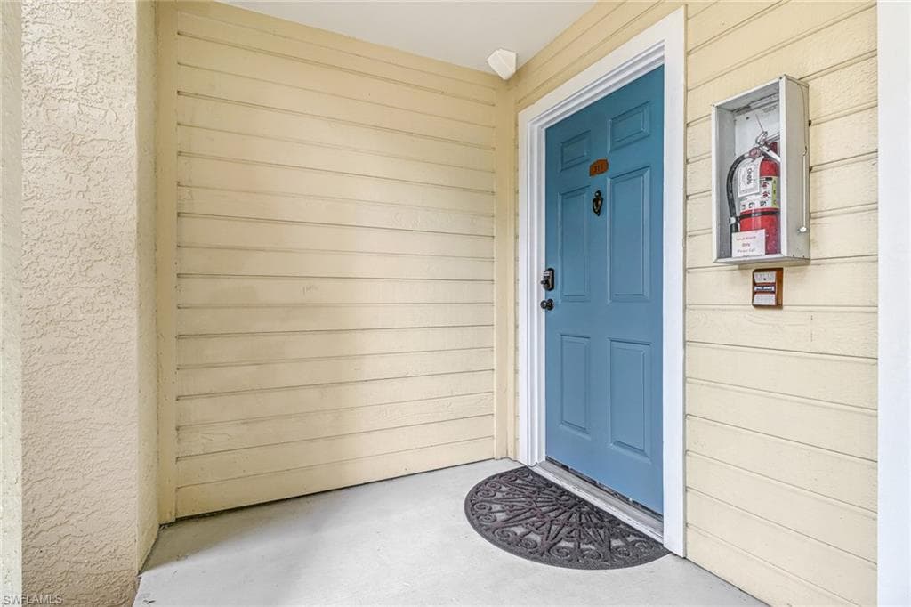 12520 Equestrian CIR 311 FORT MYERS, FL 33907