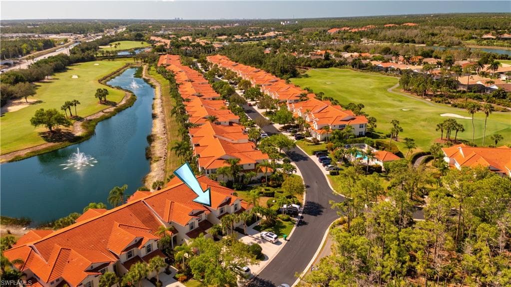 4620 Winged Foot CT 9-204 NAPLES, FL 34112