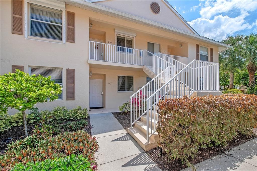 431 Valerie WAY 103 NAPLES, FL 34104