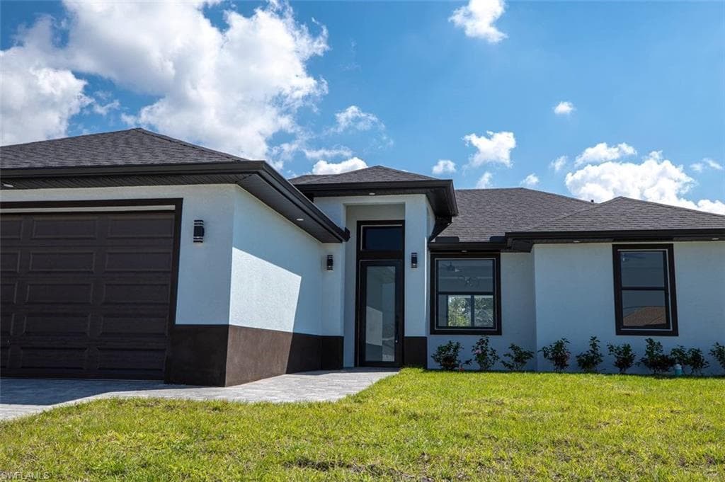 2811 Nelson RD N CAPE CORAL, FL 33993