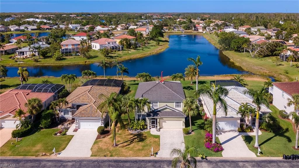 7719 Cameron CIR FORT MYERS, FL 33912