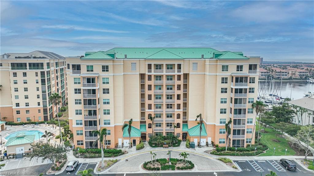 2060 Matecumbe Key RD 2301 PUNTA GORDA, FL 33955
