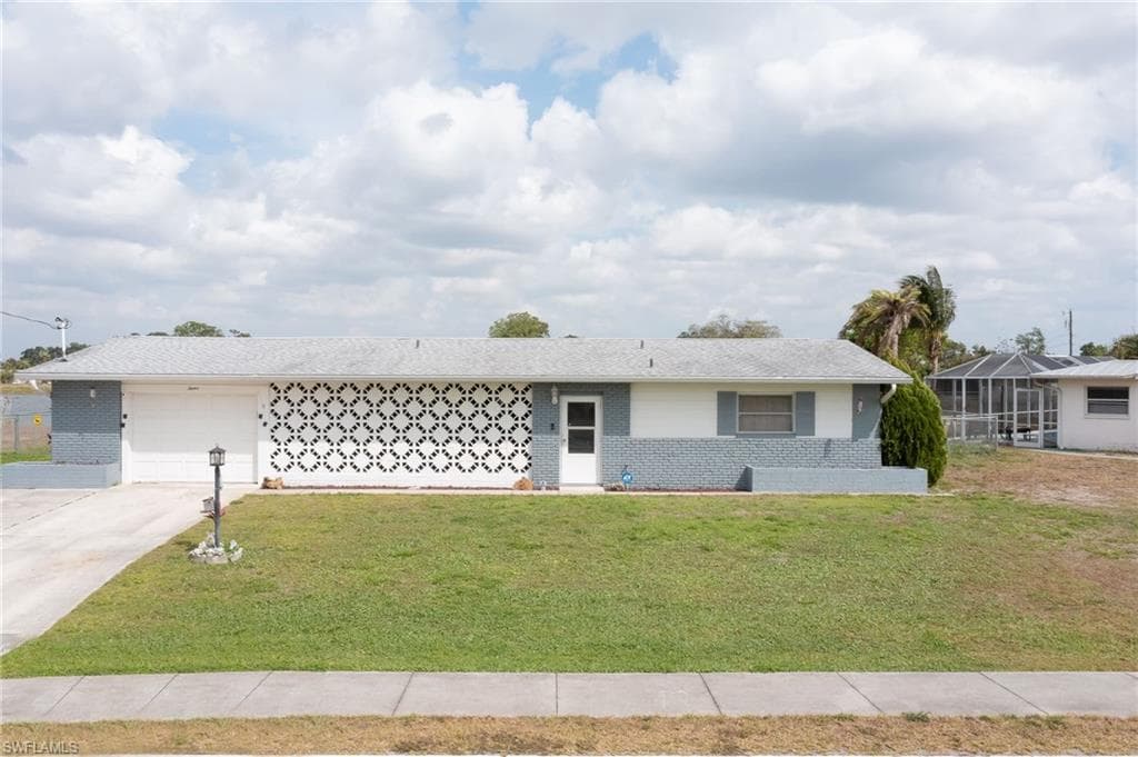 12 Richmond AVE N LEHIGH ACRES, FL 33936