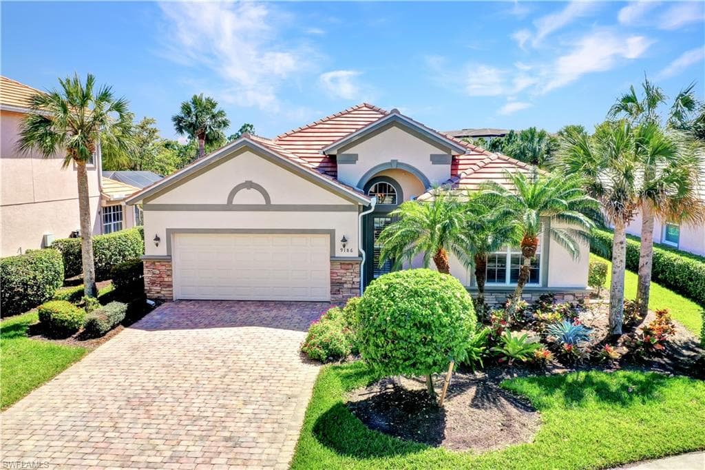 9186 Treeside CT NAPLES, FL 34120