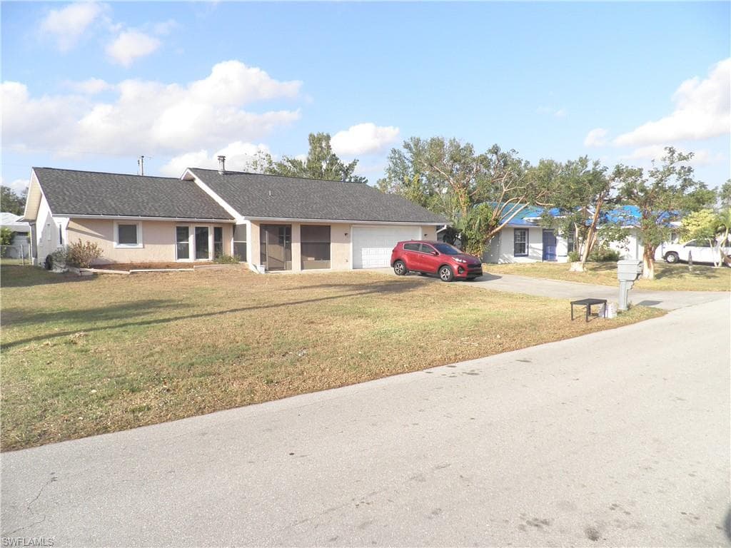 1425 SE 25th LN CAPE CORAL, FL 33904