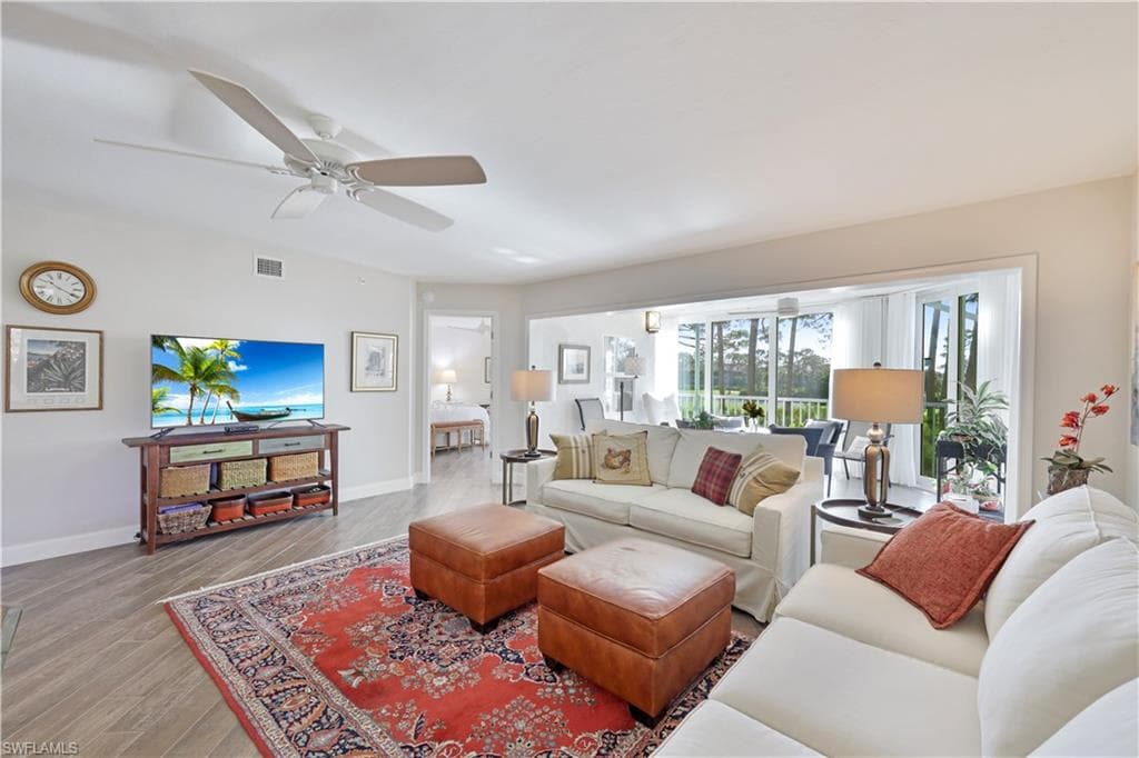 26900 Wedgewood BLVD 206 BONITA SPRINGS, FL 34134