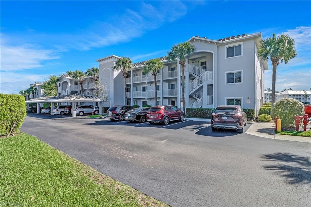 7846 Regal Heron CIR 103 NAPLES, FL 34104