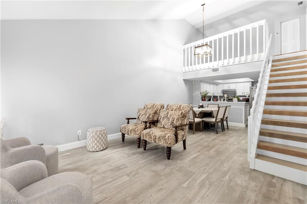7121 Penner LN 12 FORT MYERS, FL 33907