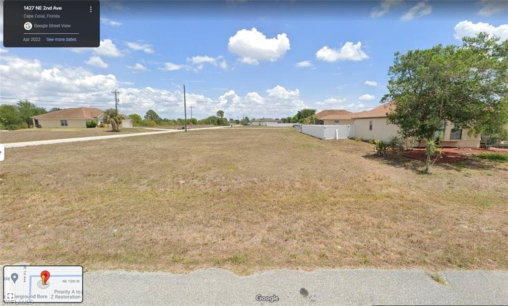 1427 NE 2nd AVE CAPE CORAL, FL 33909