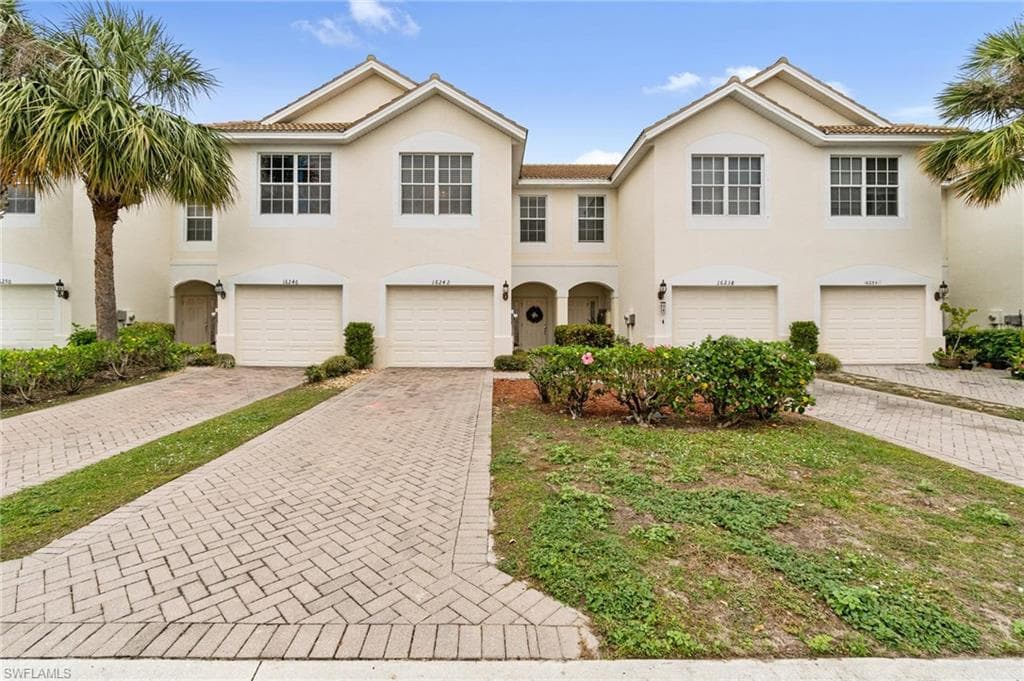 16242 Ravina WAY NAPLES, FL 34110